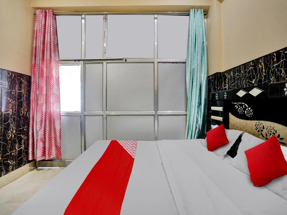 Chaya Hotel And Banquet Hall Kanpur Eksteriør billede